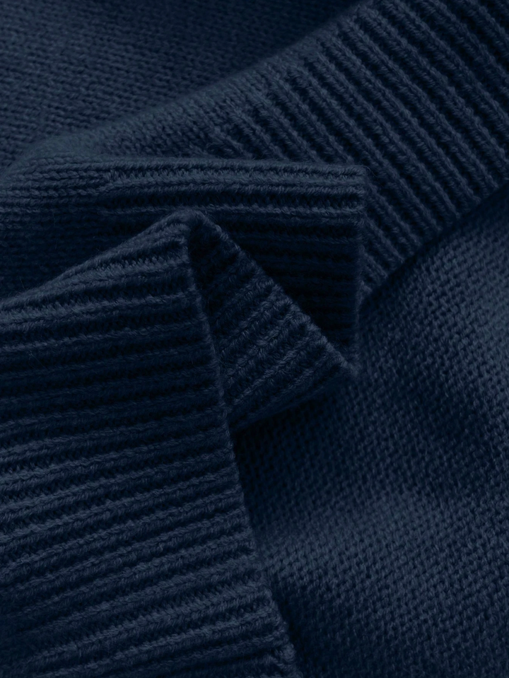 Celine™ | Chic Knitted Sweater with Elegant Lace Collar