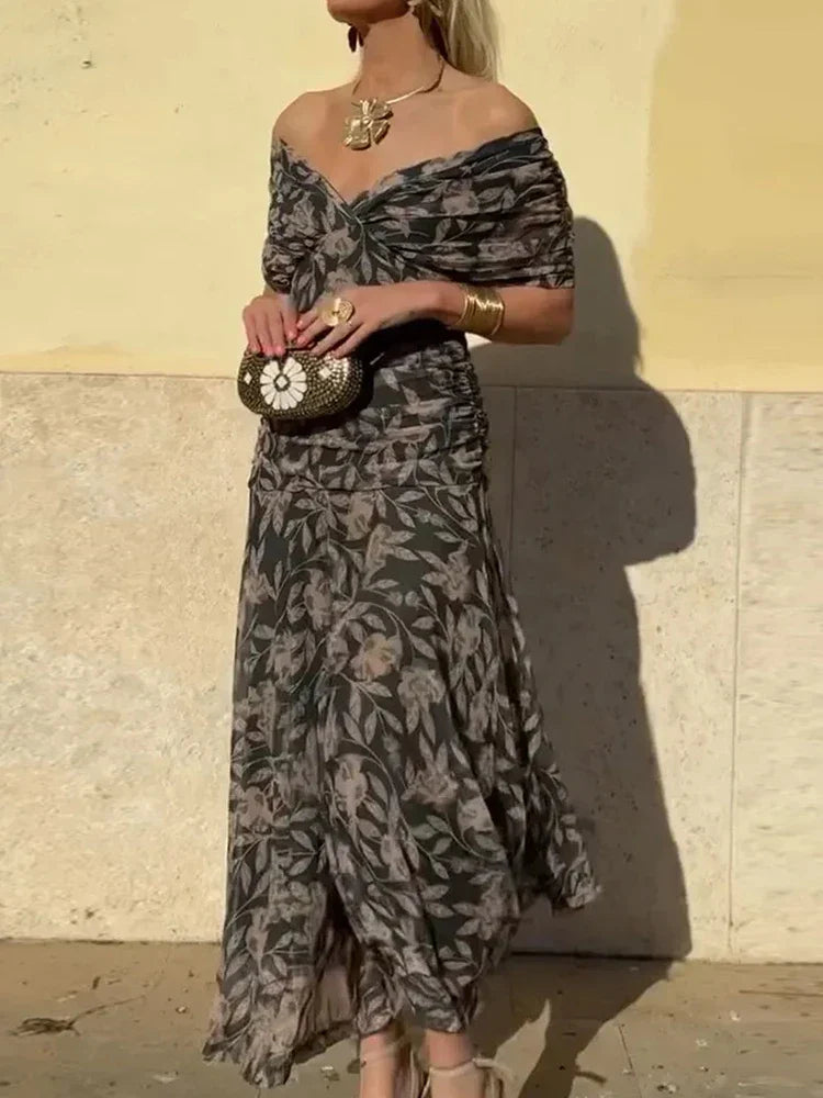 Hayden Laluna® | Elegant Dress With V-Neckline