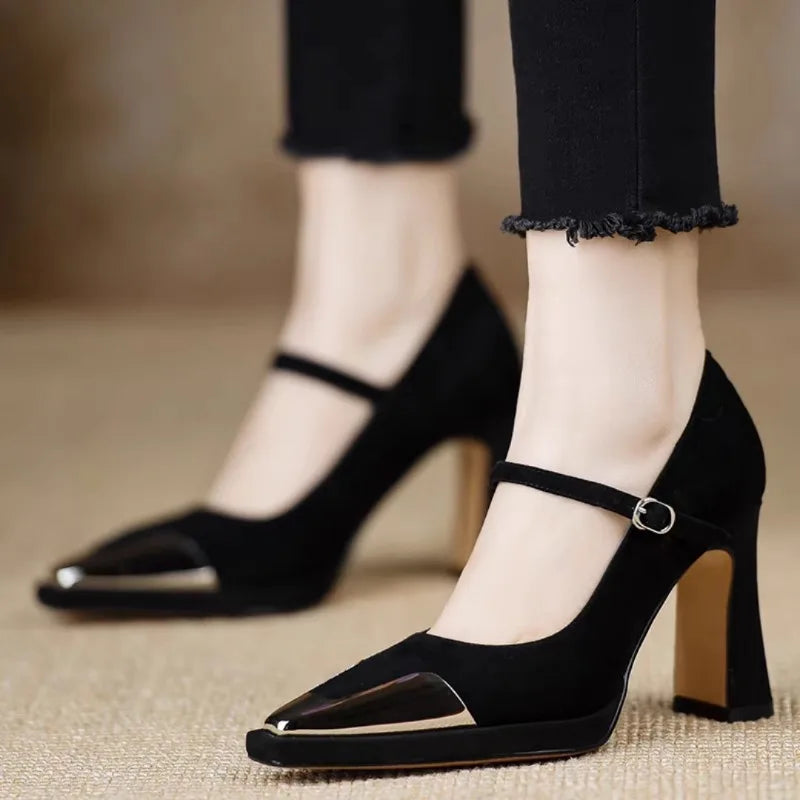 Mora Elegant Pumps